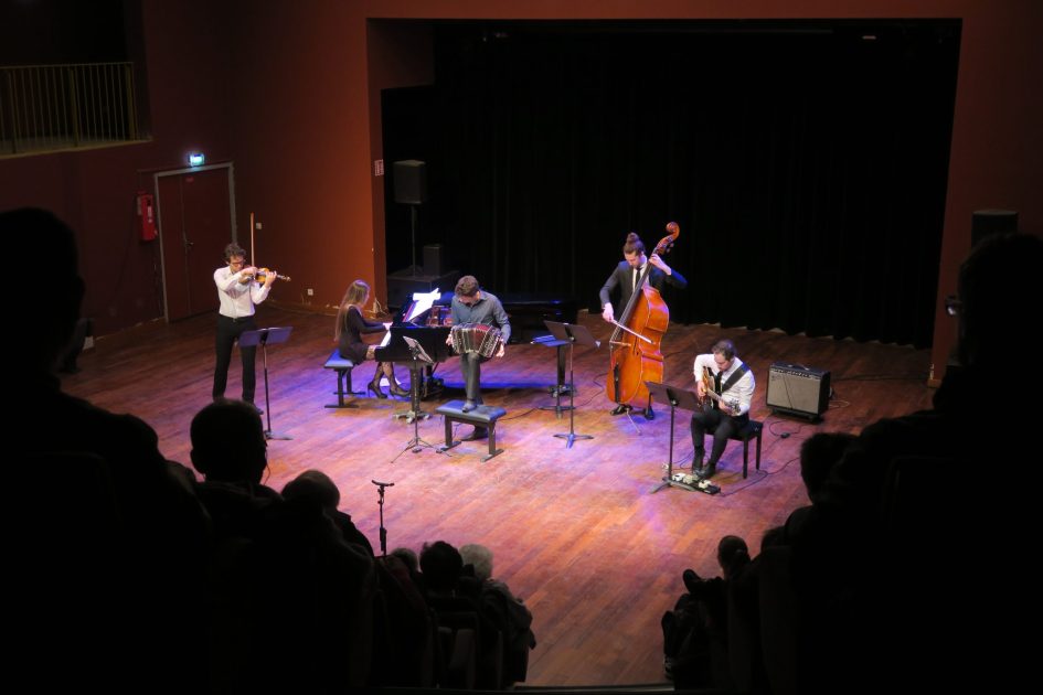Concert du Quinteto Emedea dans l'auditorium du Théâtre La Piscine, mars 2019