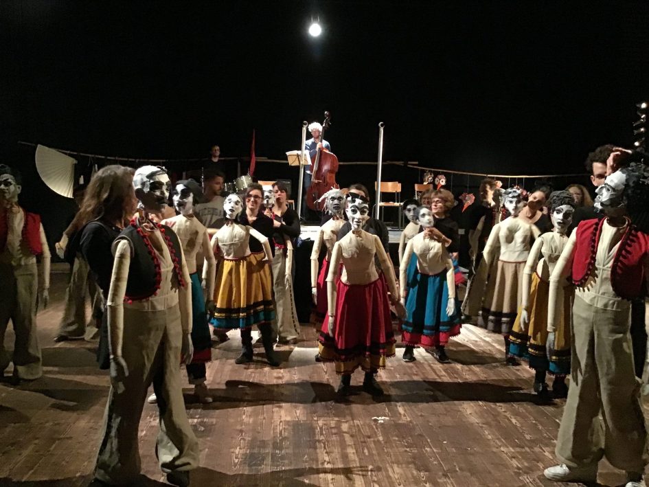 Photo des participants déguisés du Bal Marionettique de l'édition 2020