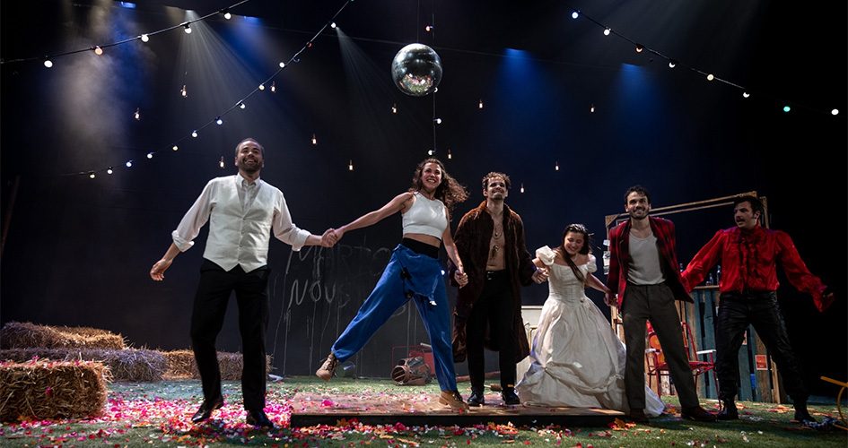 Photo des artistes sur scène