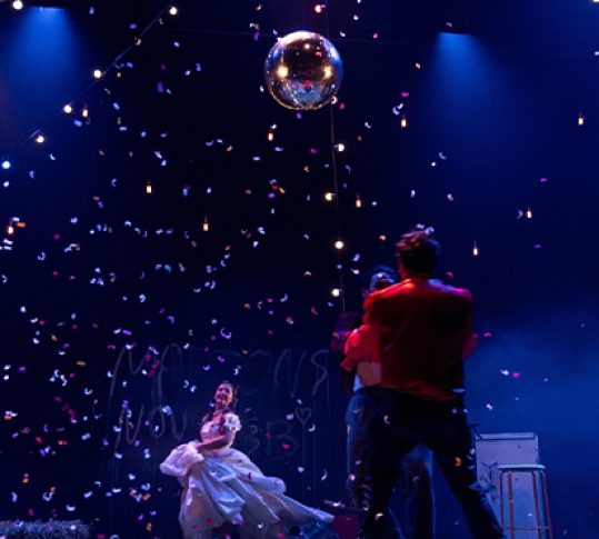 Photo des artistes sur scène