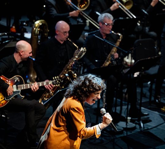 Photo du Amazing Keystone Big Band et Neïma Naouri