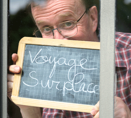 © Visuel Voyage sur place